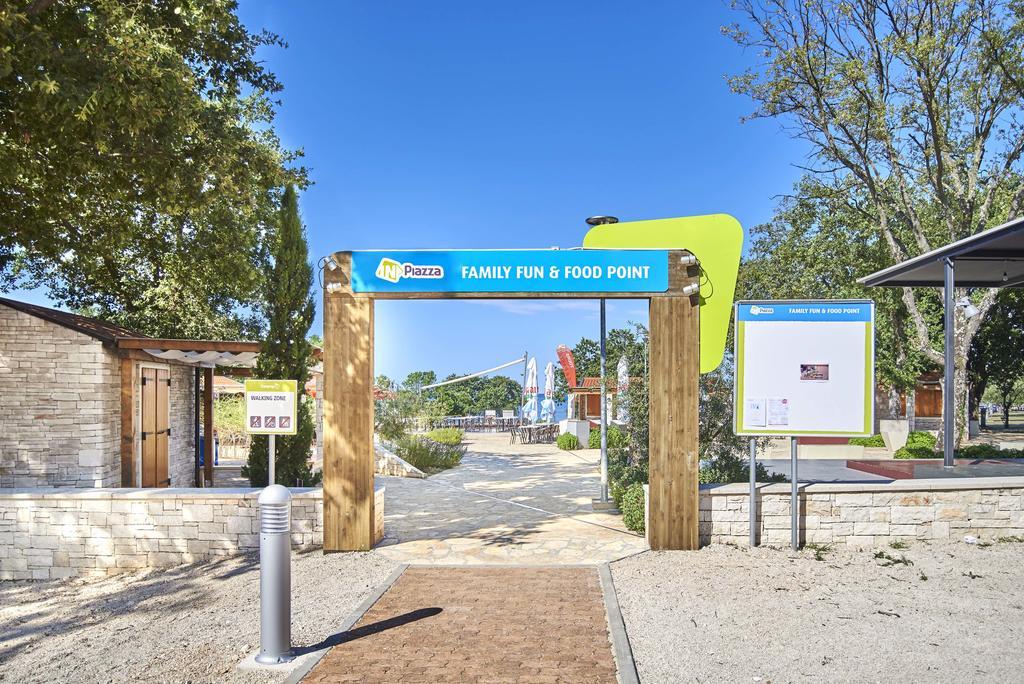 Mobile Homes Premium Vista Mare Park Umag By Camp4You Extérieur photo
